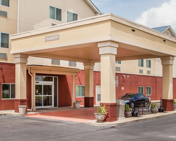 Comfort Inn and Suites - Tuscumbia Muscle Shoals